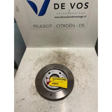 Peugeot 208 1.4 16V Remschijf voor 2012 424983