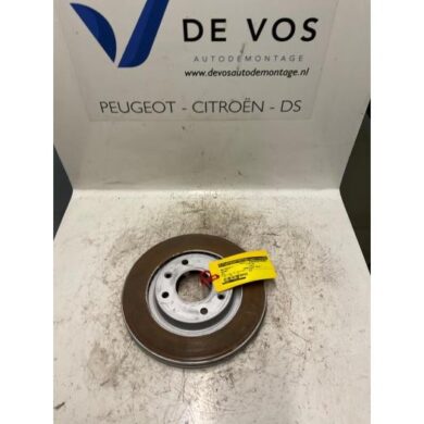 Peugeot 207 1.4 HDi Remschijf voor 2010 424983-424915