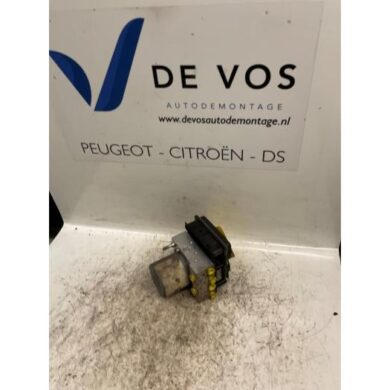 Peugeot 807 2.0 16V ABS pump RFJ 2007 4541P8-4541P9