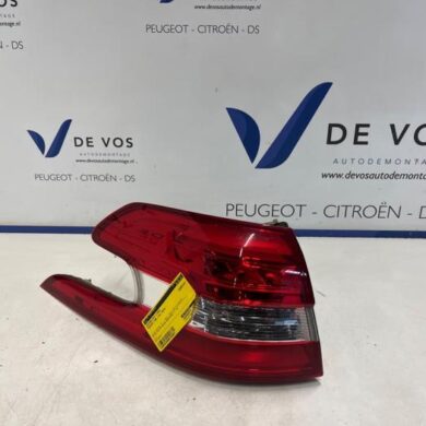 Peugeot 308 1.6 BlueHDi 100 Achterlicht links 2016 9678093980