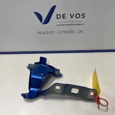 Opel Astra 1.6 Plug-in Hybrid Turbo 16V Bonnet Hinge 2023 9840405780