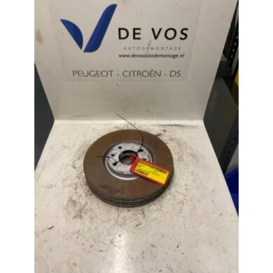Peugeot 3008 2.0 HDiF 16V Remschijf voor 2009 424980