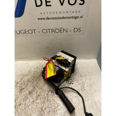 Peugeot 1007 1.6 HDiF 16V ABS pump 9HZ 2006 4541Z6-4541Z7-1682610280