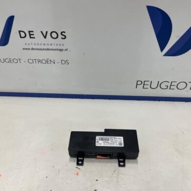 Peugeot 208 e-208 50 kWh Telefoon interface 2023 9847654980