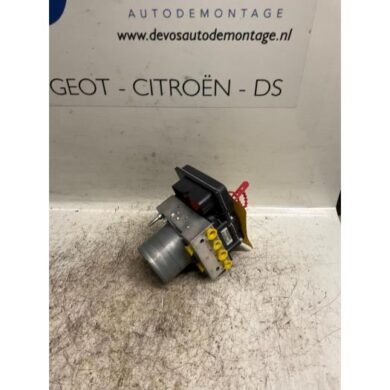 Peugeot 3008 1.6 HDiF 16V ABS pump 9HR 2011 1607510480-1607510380-4541VX-4541VY