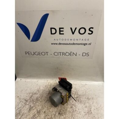 Citroen C4 1.6 HDi 16V ABS Pomp 9HX 2006 4541J1