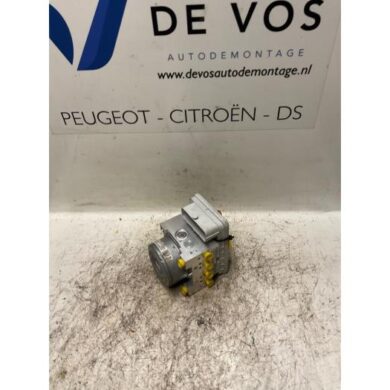 Peugeot 208 1.4 16V ABS Pomp 8F01-8FP8F01 2012 1608727580