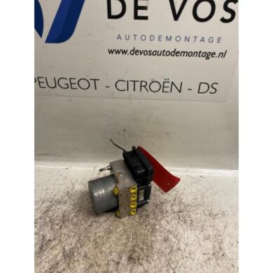Citroen C4 1.6 HDi 16V ABS Pomp 9HX 2005 4541J1