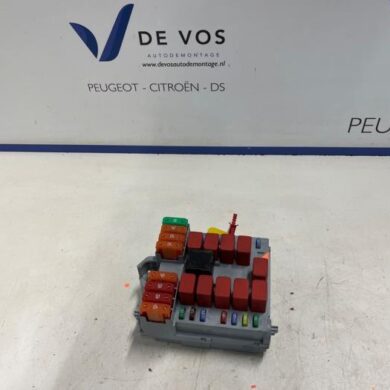 Citroen Jumper 2.2 Blue HDi 140 Fuse box 2019 1667842980-1398646080