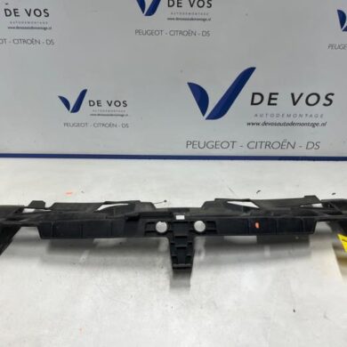 Peugeot 508 2.0 Hybrid4 16V Front panel 2014 7416AC