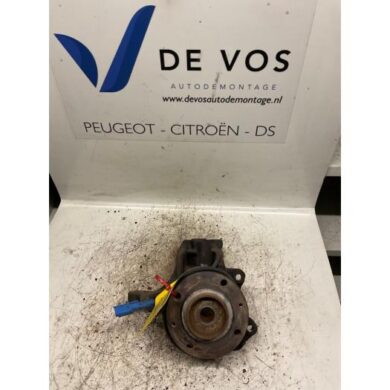 Citroen C4 Cactus 1.6 Blue Hdi 100 Fusee rechts-voor 2015 1607557580