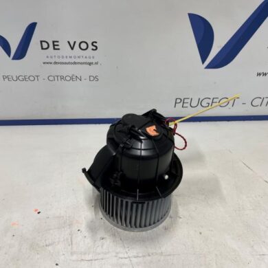 Opel Mokka 1.2 Turbo 12V Kachel Ventilatiemotor 2023 9833380480