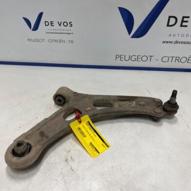 Peugeot Partner 1.5 BlueHDi 100 Draagarm rechts-voor 2022 9815014380