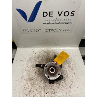 Citroen C4 1.2 PureTech 130 12V Fusee rechts-voor 2021 9826532380