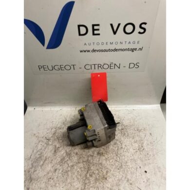 Peugeot 406 2.9 V6 24V ABS Pomp XFZ 1997 454123-454237