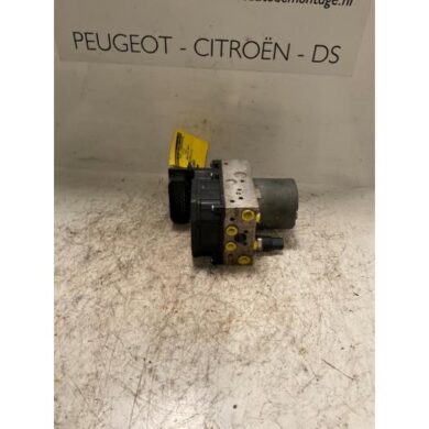 Peugeot 307 2.0 16V ABS Pomp RFK 2004 4541W5