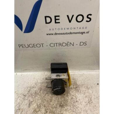 Citroen C-Crosser 2.4 16V ABS pump SFZ 2008 4541CG