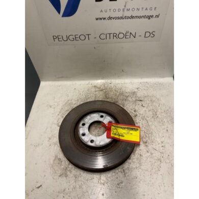 Peugeot 207  Remschijf voor 2006 424984-424917