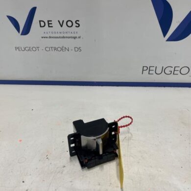 Peugeot 208 e-208 50 kWh Versnellingspook 2023 98440965ZD SVAS