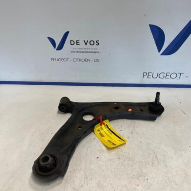 Peugeot 108 1.0 12V VVT-i Draagarm rechts-voor 2019 B000770180-1614191680