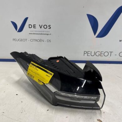 Peugeot 408 1.2 12V PureTech 130 Achterlicht links 2023 9835299480