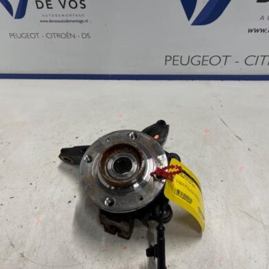 Citroen C3  Fusee rechts-voor 2025 9845801180
