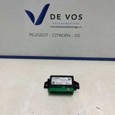 Peugeot 308 1.2 12V e-THP PureTech 110 PDC Module 2018 9824532180-1627738180