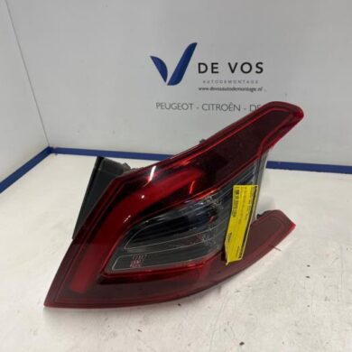 Peugeot 308 1.2 12V e-THP PureTech 110 Achterlicht rechts 2018 9823728580