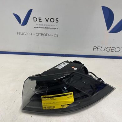 Peugeot 508  Taillight, right 2024 9848670180