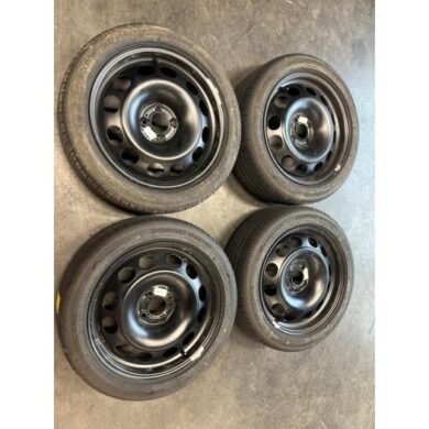 Citroen C3  Velgen set + banden 2025 9846458180