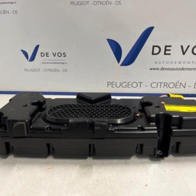 Opel Astra 1.6 Plug-in Hybrid Turbo 16V Subwoofer 2024 9833806280