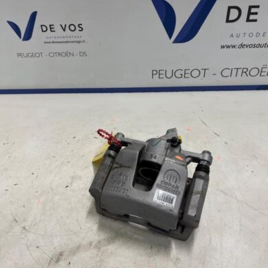 Citroen C3  Remklauw (Tang) links-voor 2025 9862989380