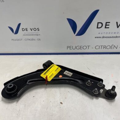 Peugeot 508  Front wishbone, right 2024 9846329280
