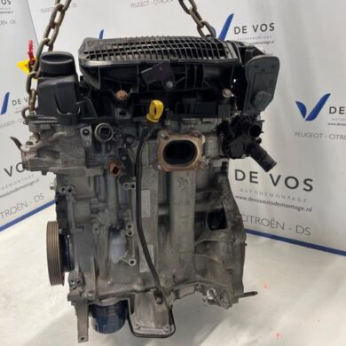Peugeot 208 1.2 Vti 12V PureTech 82 Motor HMZ-HM01 2015 1611678380-1627122980-1612522180-1627123380