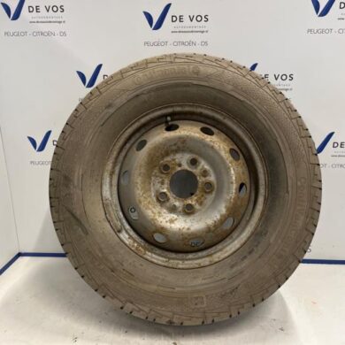Peugeot Boxer 2.2 Blue HDi 165 Wheel + tyre 2020