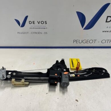 Citroen C3 Aircross 1.2 PureTech 82 Window mechanism 4-door, front right 2019 YQ00112480-YQ00778380
