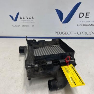 Citroen C5 Aircross 1.6 Hybrid 225 16V Ladeluftkühler 5G06 2022 9675627980