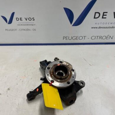 Peugeot 408 1.2 12V PureTech 130 Knuckle, front right 2023 1647857280