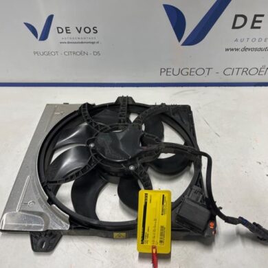 Opel Corsa 1.2 Turbo 12V 100 Koelvinhuis 2024 9827752980