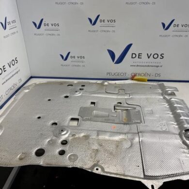 Opel Astra 1.6 Plug-in Hybrid Turbo 16V Motor Beschermplaat 2024 9844529580