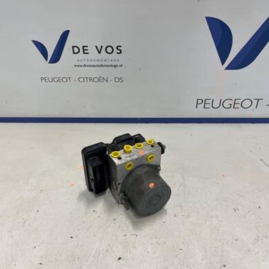 Peugeot Boxer 2.2 Blue HDi 165 ABS Pomp 4H03 2020 1673598280-1673600480-1680922580