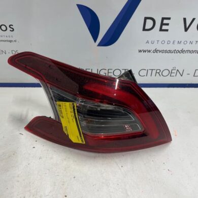 Peugeot 308 1.2 12V e-THP PureTech 110 Achterlicht links 2018 9823728680