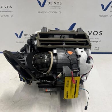 Opel Mokka 1.5 CDTi 16V Heater housing 2024 9833377980