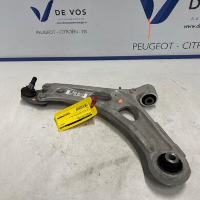 DS Automobiles DS4  Front wishbone, left 2024 9815014680