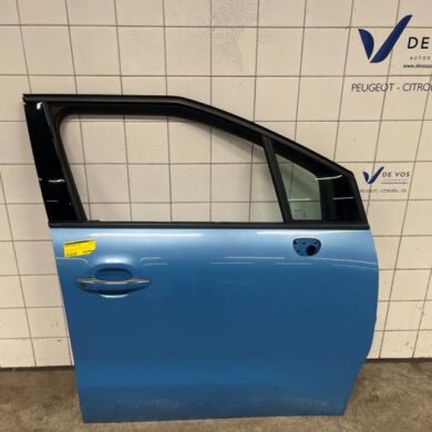 Citroen C3 Aircross 1.2 PureTech 82 Front door 4-door, right 2019 YQ00173880