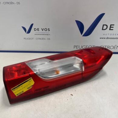Peugeot Boxer 2.2 Blue HDi 165 Achterlicht rechts 2020 1612401680