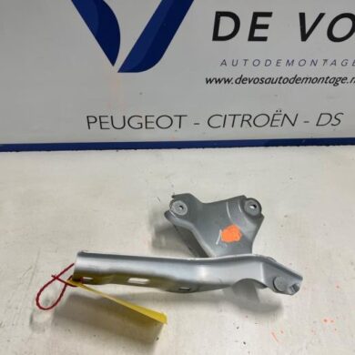 Opel Astra 1.6 Plug-in Hybrid Turbo 16V Motorkap Scharnier 2024 9840405780