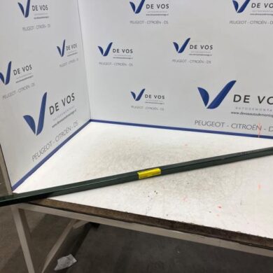 Peugeot 308 1.5 Blue HDi 130 16V Side skirt, left 2021 983601941T