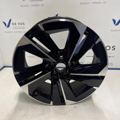 Peugeot 408 1.2 12V PureTech 130 Velg 2023 98443045XY