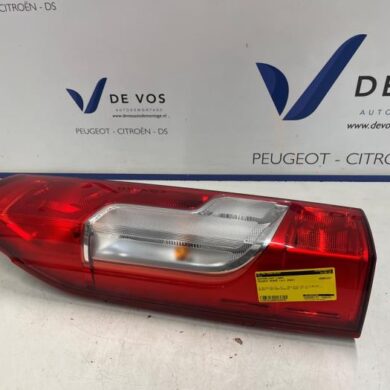 Peugeot Boxer 2.2 Blue HDi 165 Achterlicht links 2020 1612401580